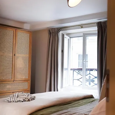 Parisian Elegance - Place Vendome