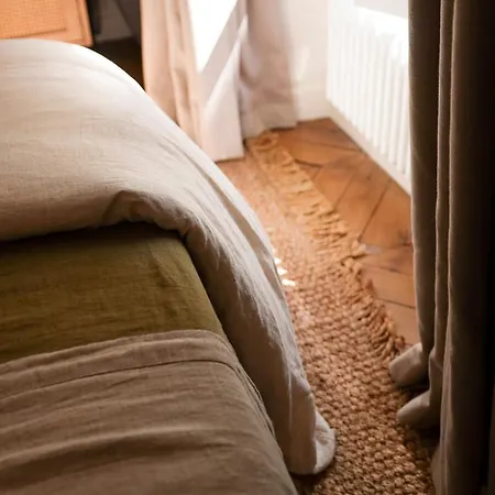 Parisian Elegance - Place Vendome Apartment